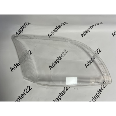Стёкла фар Toyota Avensis 2003-2005. Дорестайлинг